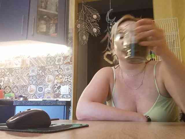 Oksana494 webcam