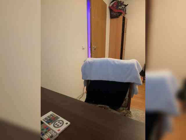 Littleslave1 webcam
