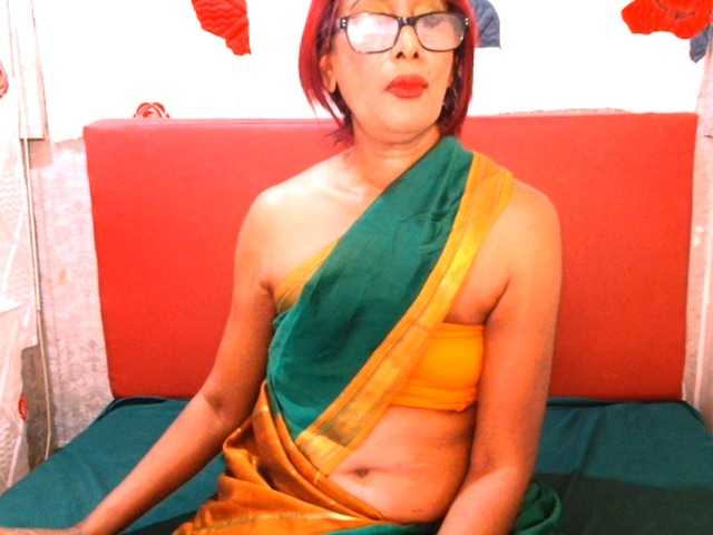 IndianpreetiXXX live cam on BongaCams