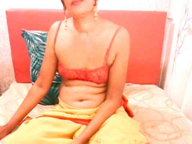 IndianpreetiXXX webcam