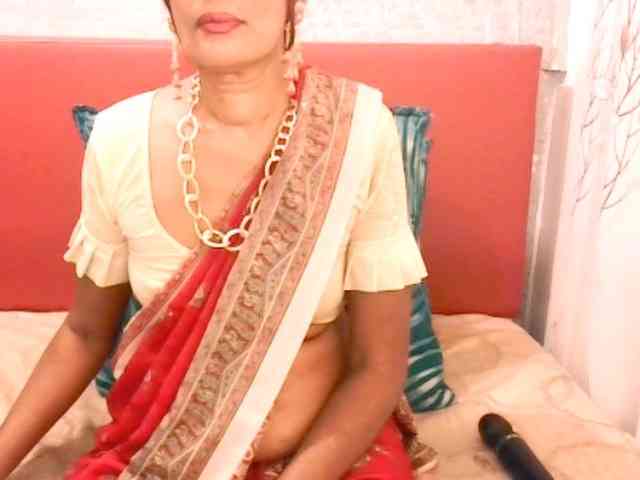 IndianpreetiXXX webcam