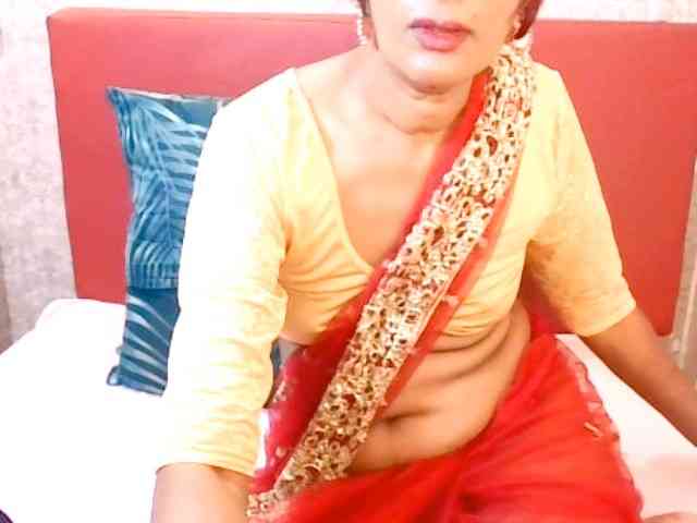 IndianpreetiXXX webcam