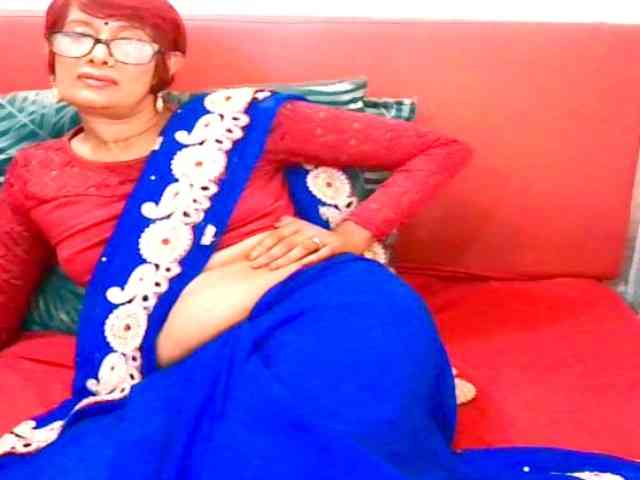IndianpreetiXXX webcam