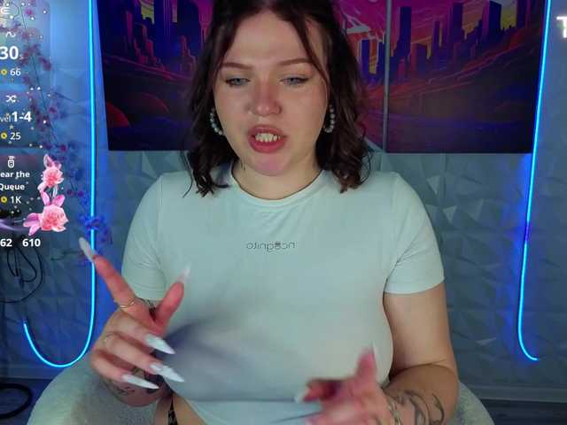 Sqwrtgg live webcam show