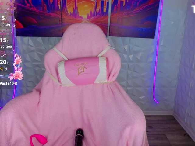 Monna-Krrrista live cam on BongaCams