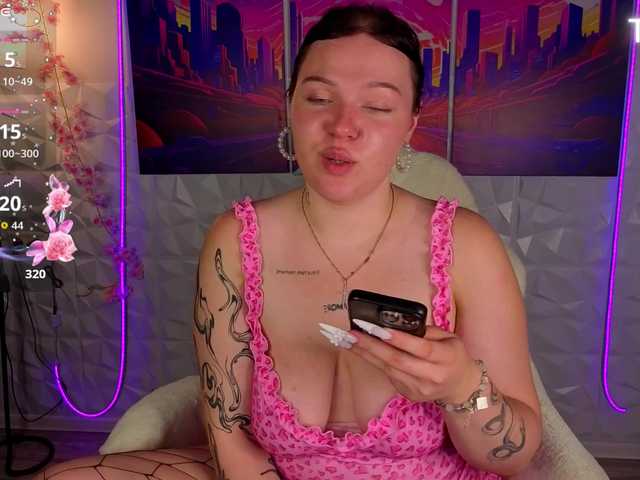 Monna-Krrrista live webcam show