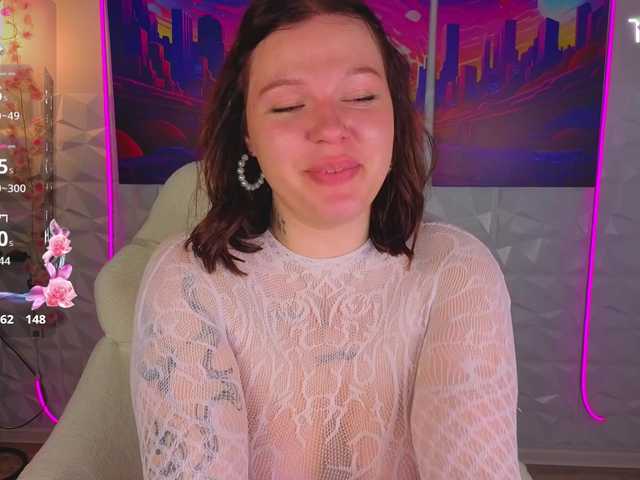 Sqwrtgg live webcam show