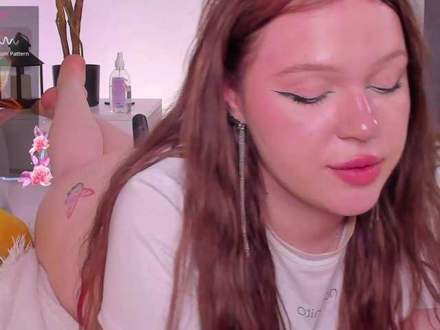 Monna-Krrrista's BongaCams show and profile