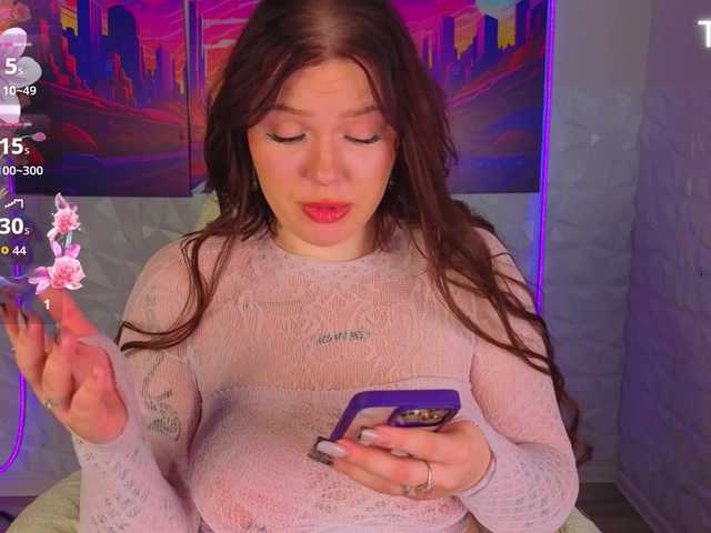 Sqwrtgg — live female cam