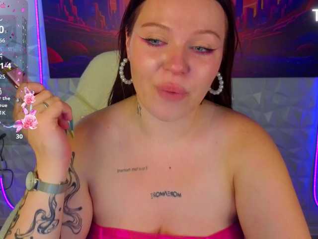 Monna-Krrrista live cam on BongaCams
