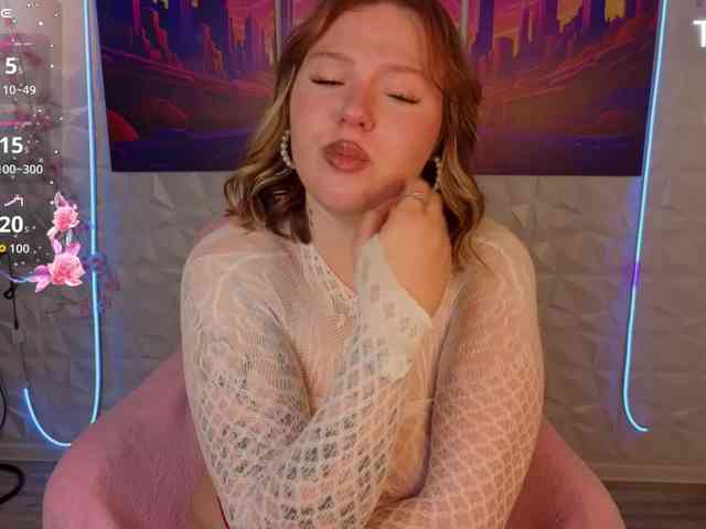 Sqwrtgg webcam