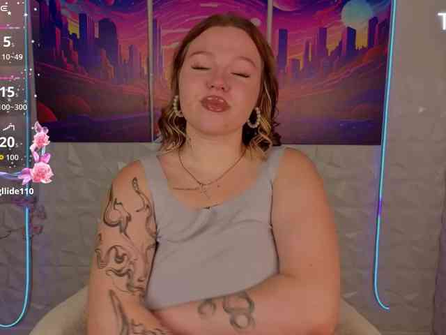 Sqwrtgg webcam