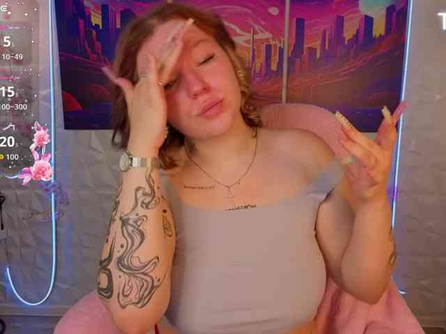 Sqwrtgg webcam