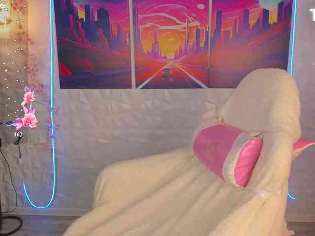 Sqwrtgg webcam