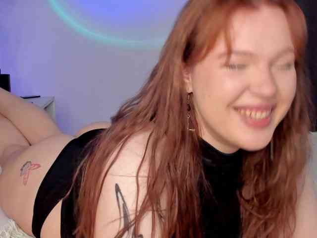 Sqwrtgg webcam