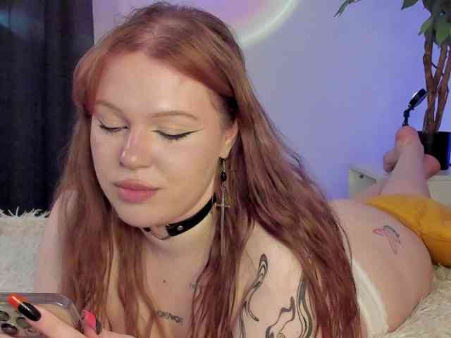 Sqwrtgg webcam