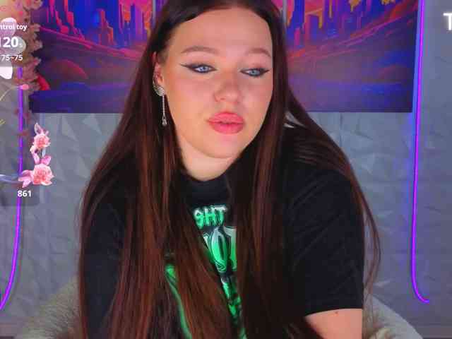 Sqwrtgg webcam