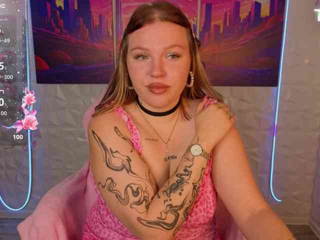 Sqwrtgg webcam