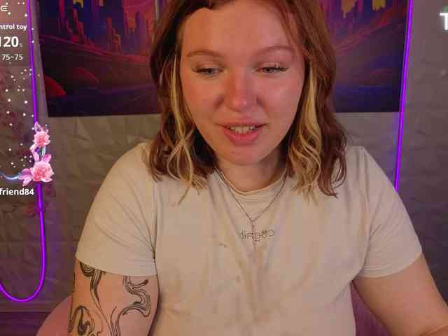 Sqwrtgg webcam