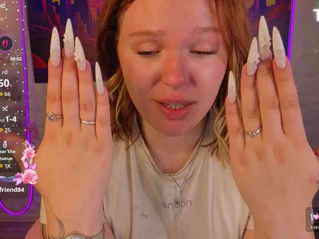 Sqwrtgg webcam