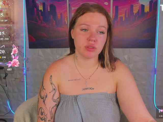 Sqwrtgg webcam
