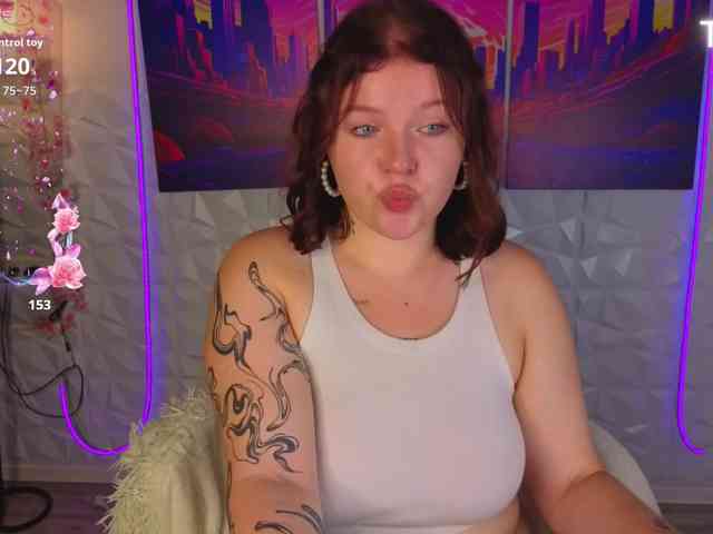 Sqwrtgg webcam