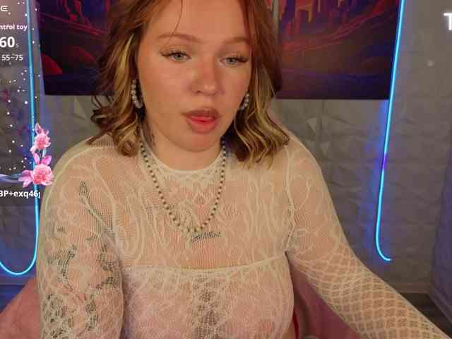 Sqwrtgg webcam