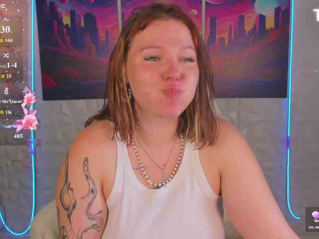 Sqwrtgg webcam