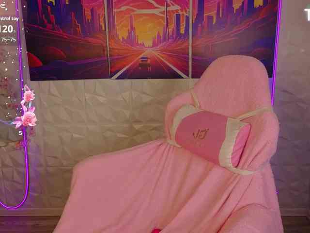 Sqwrtgg webcam