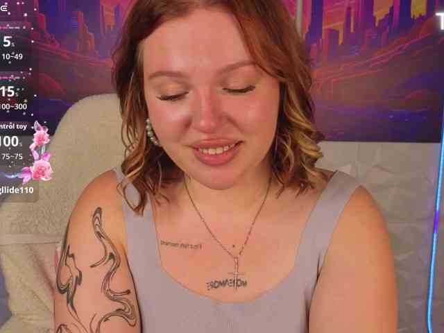 Sqwrtgg webcam