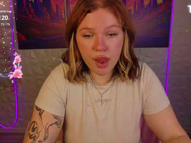 Sqwrtgg webcam