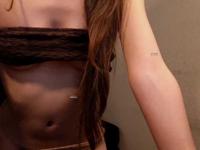 KinkyDiamond live cam on BongaCams