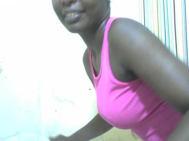 Verylshanny live cam on BongaCams