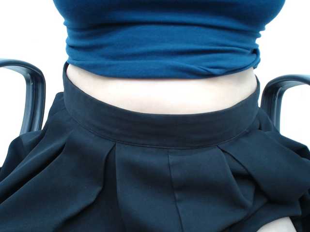 Lady-Young live cam on BongaCams