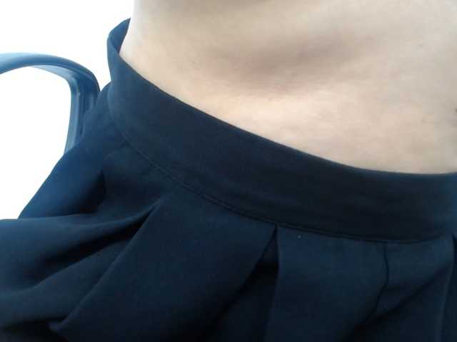 Lady-Young live cam preview