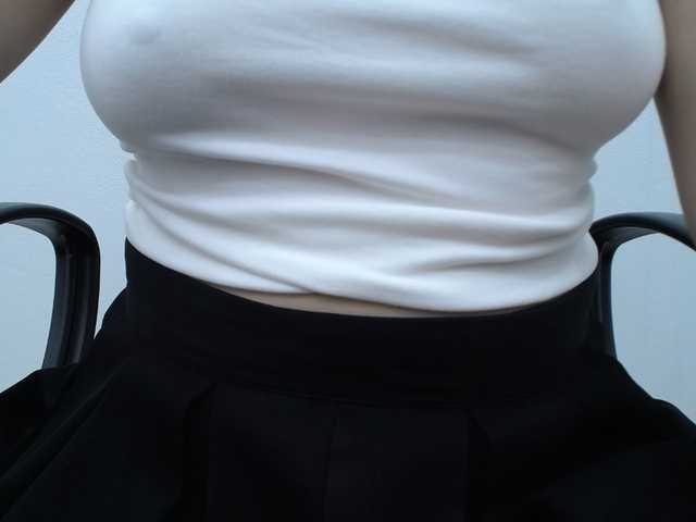 Lady-Young live cam