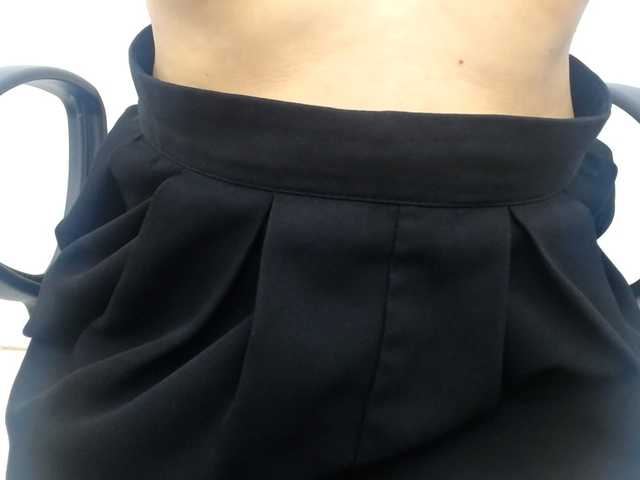 Lady-Young live cam preview