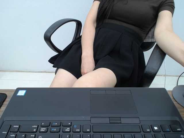 Lady-Young live cam on BongaCams