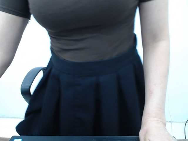 Lady-Young live webcam show