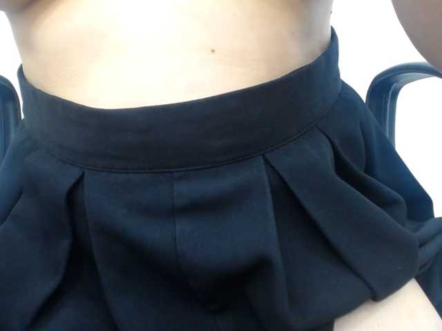 Lady-Young live cam
