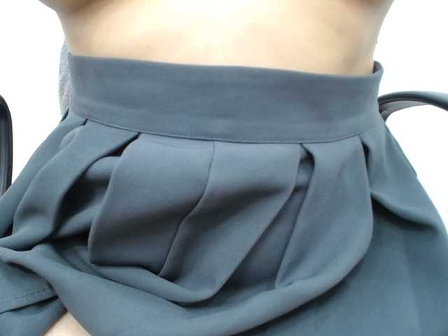 Lady-Young live cam on BongaCams