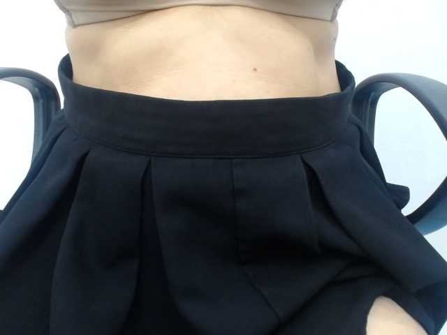Lady-Young live cam on BongaCams