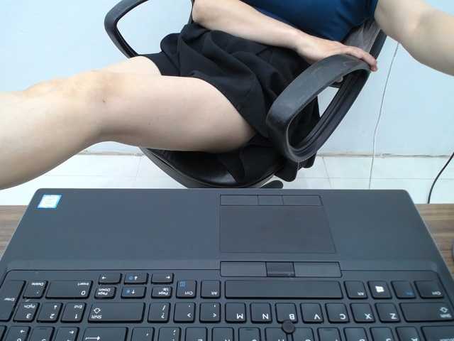 Lady-Young live cam on BongaCams