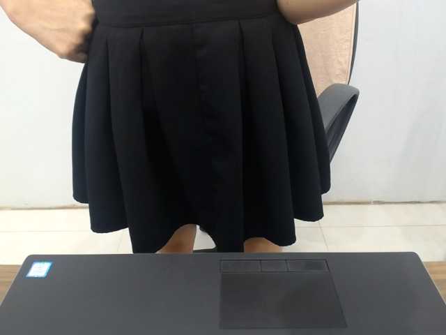 Lady-Young live cam on BongaCams