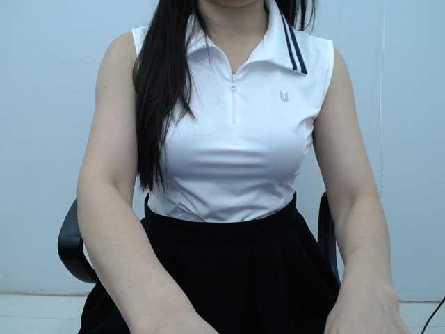 Lady-Young live webcam show