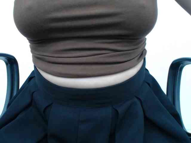 Lady-Young webcam