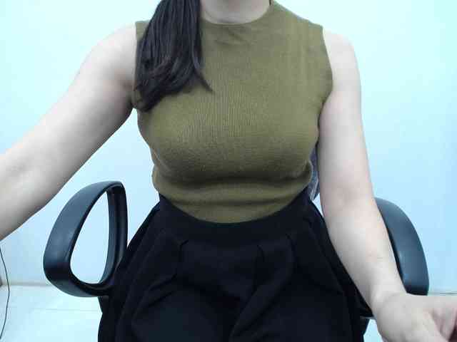 Lady-Young Live Webcam on BongaCams