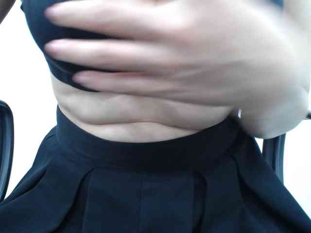 Lady-Young webcam