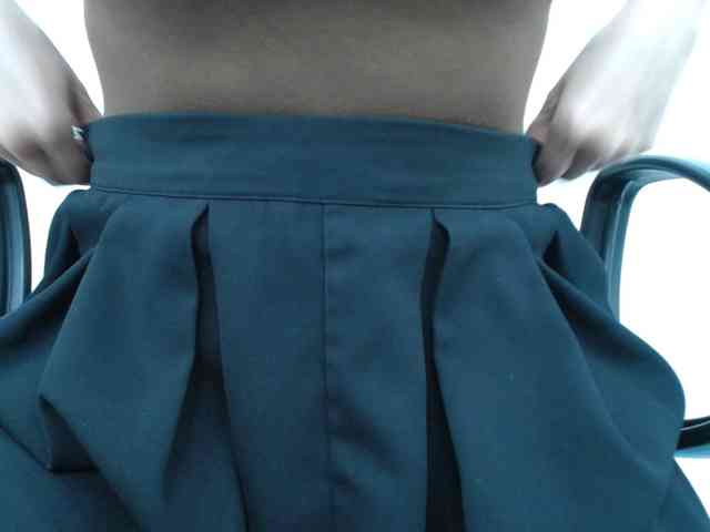 Lady-Young webcam
