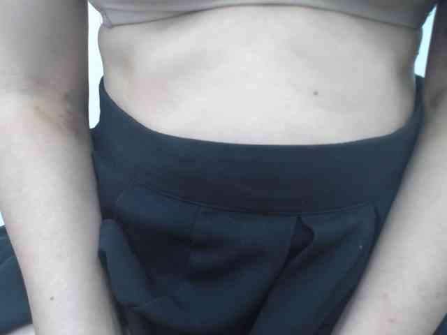 Lady-Young webcam